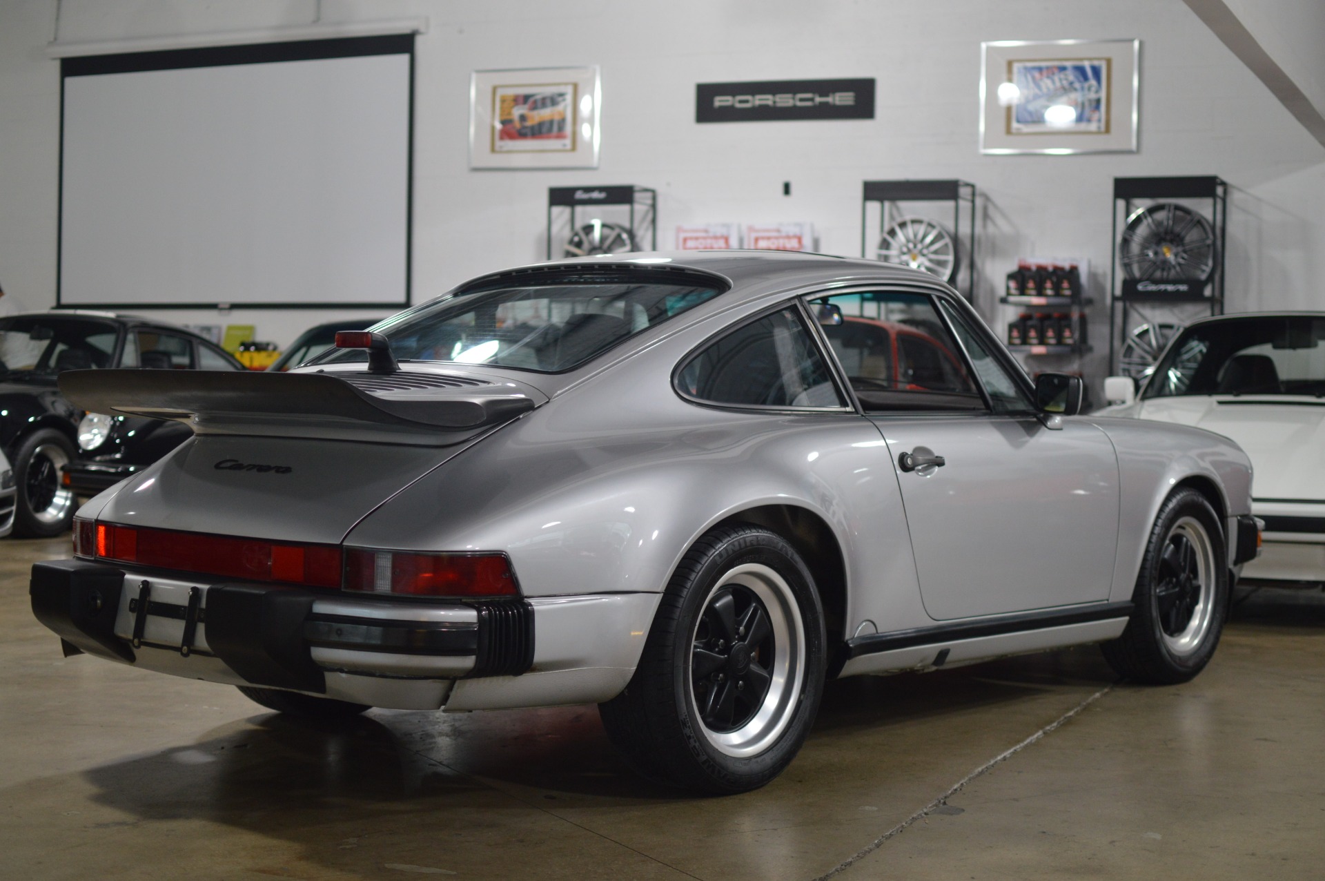 Used 1987 Porsche 911 Carrera For Sale ($46,999) | Vertex Auto Group Stock #87SILVER911COUPE Used 1987 Porsche 911 Carrera For Sale ($46,999) | Vertex Auto Group Stock #87SILVER911COUPE